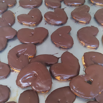 Palmeritas bañadas en chocolate