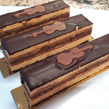Pastel Opera. Chocolate y café. Sin gluten