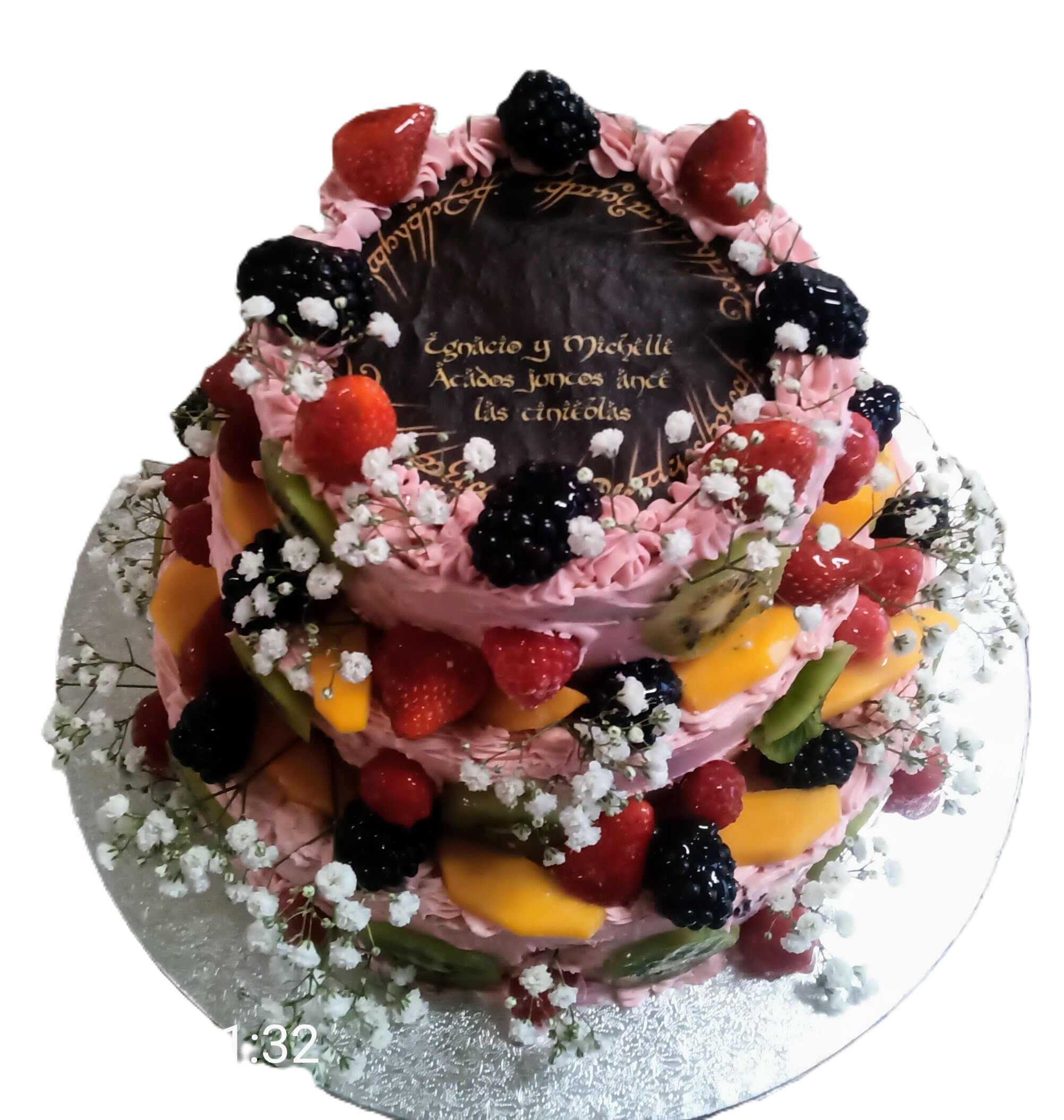 tarta desnuda con frutas